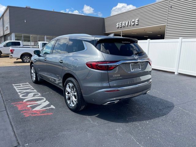 Used 2020 Buick Enclave Avenir w/ Avenir Technology Package FWD image 5