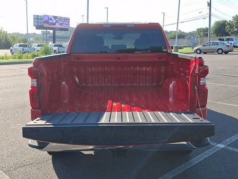 Used 2023 Chevrolet Silverado 1500 LT AWD/4WD image 23