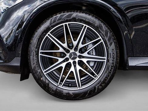 New 2026 Mercedes-Benz GLC 43 AMG 4MATIC image 9