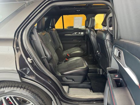 Used 2025 Ford Explorer ST AWD/4WD image 20