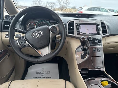 Used 2014 Toyota Venza Limited image 10