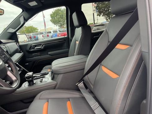 New 2026 GMC Sierra 1500 AT4 AWD/4WD image 8