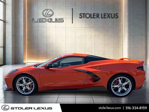 Used 2021 Chevrolet Corvette Stingray Premium Conv w/ Z51 Performance Package RWD image 17