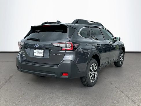 Certified 2025 Subaru Outback Premium w/ Popular Package #1A AWD/4WD image 7