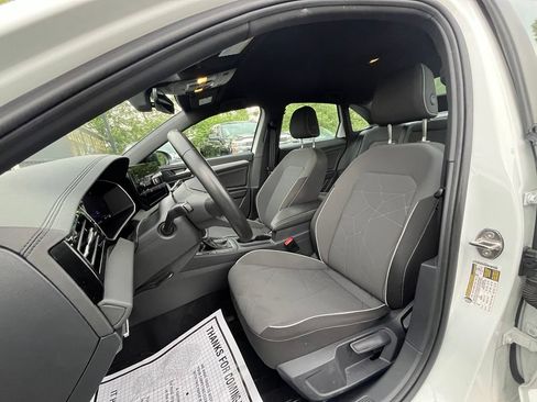 Certified 2025 Volkswagen Jetta Sport FWD image 11