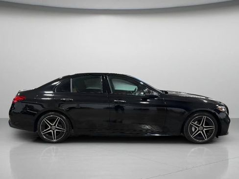 Used 2023 Mercedes-Benz C 300 4MATIC Sedan image 2