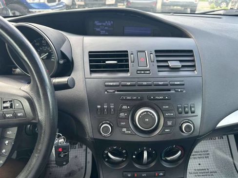 Used 2012 MAZDA MAZDA3 i Touring FWD image 17