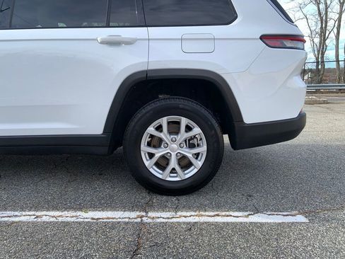 Used 2023 Jeep Grand Cherokee L Limited image 10