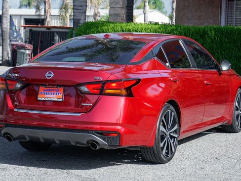 Used 2022 Nissan Altima 2.0 SR image 9