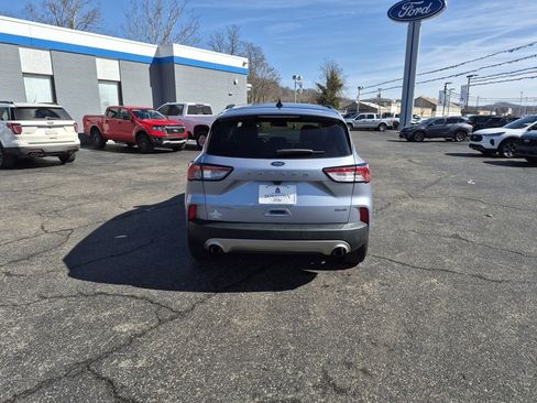 Used 2022 Ford Escape Titanium w/ Titanium Elite Package image 4