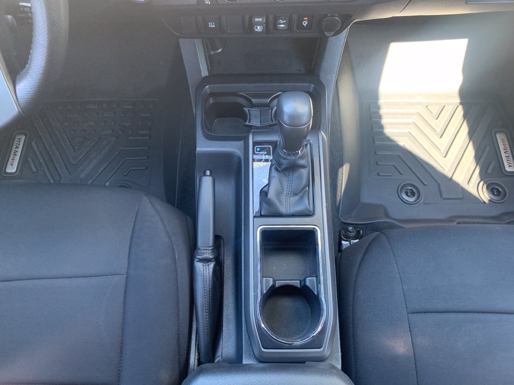 Used 2018 Toyota Tacoma TRD Sport RWD image 17