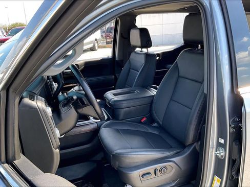 Certified 2022 GMC Sierra 1500 SLT image 8