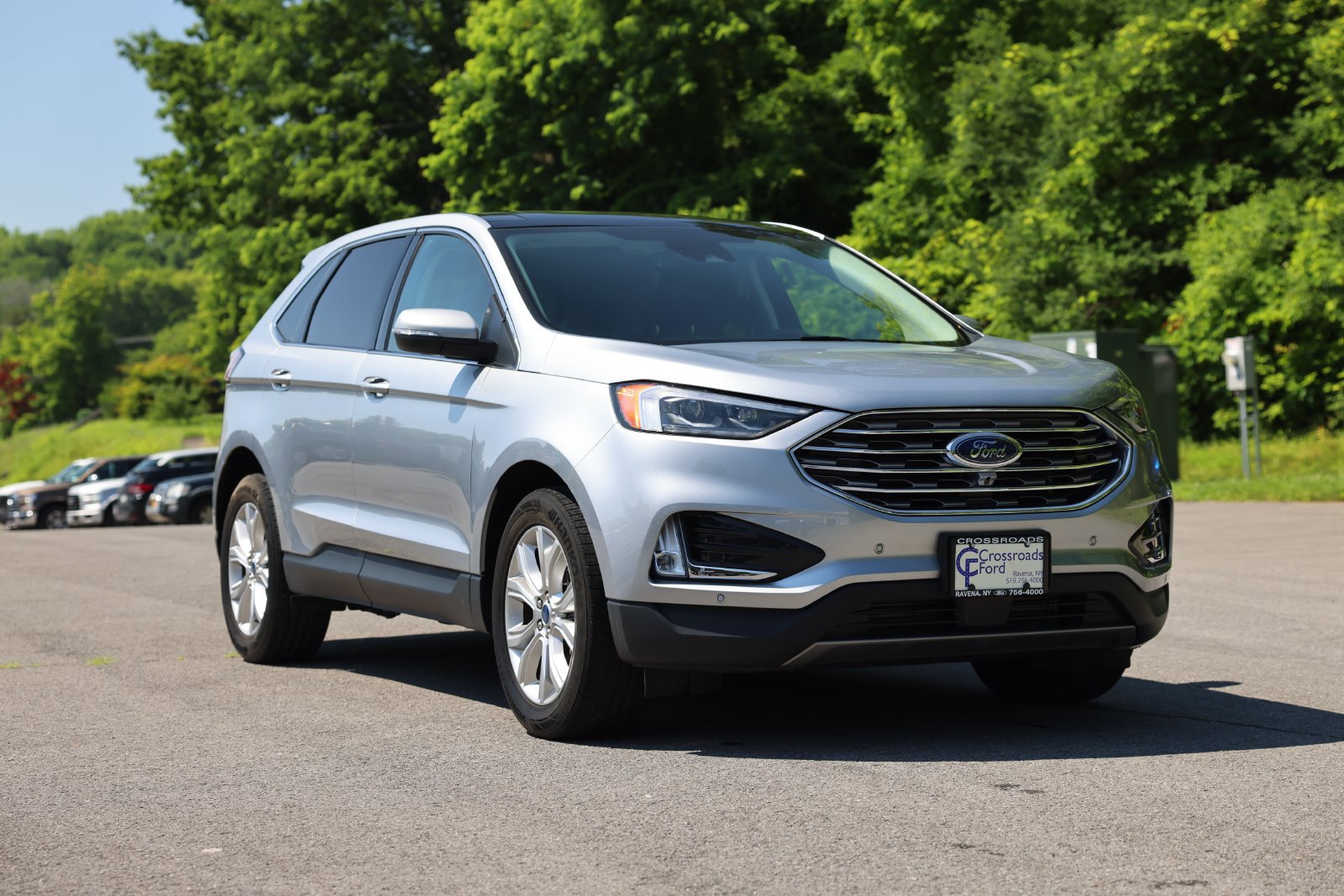 Used 2022 Ford Edge Titanium w/ Equipment Group 301A AWD/4WD image 8