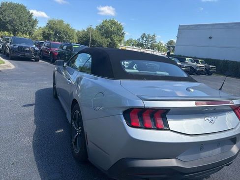 Used 2024 Ford Mustang Premium RWD image 8