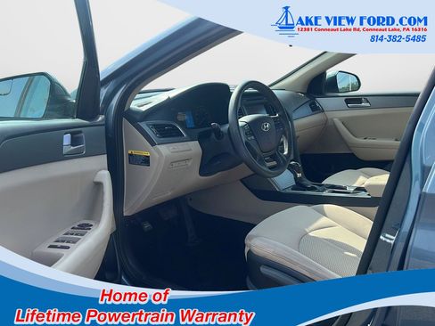 Used 2016 Hyundai Sonata SE w/ Cargo Package FWD image 14