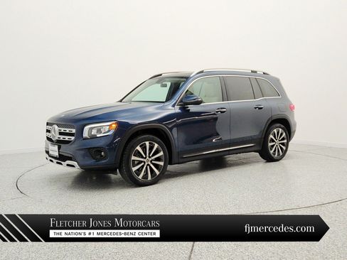 Used 2022 Mercedes-Benz GLB 250 image 1