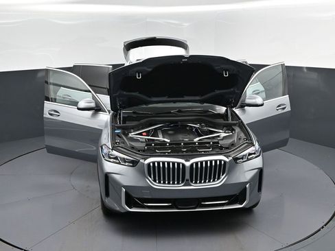 New 2026 BMW X5 sDrive40i image 53