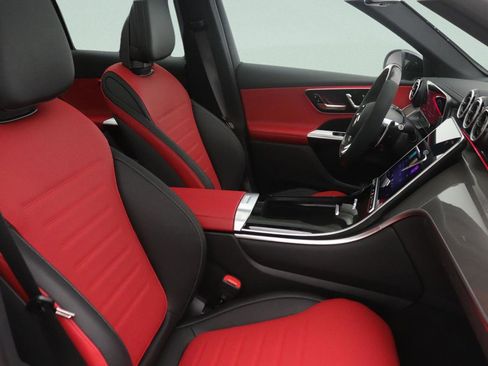 New 2026 Mercedes-Benz GLC 43 AMG 4MATIC image 7