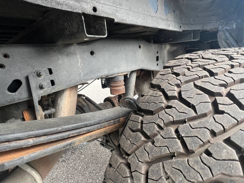 Used 2018 Ford F250 XL w/ Power Equipment Group AWD/4WD image 16