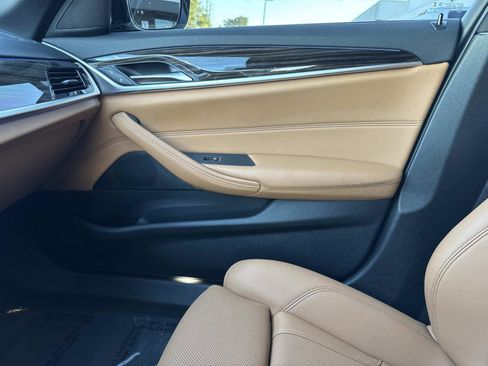 Certified 2023 BMW 530i 530i w/ Convenience Package image 22