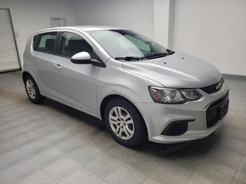 Used 2020 Chevrolet Sonic LT FWD image 11