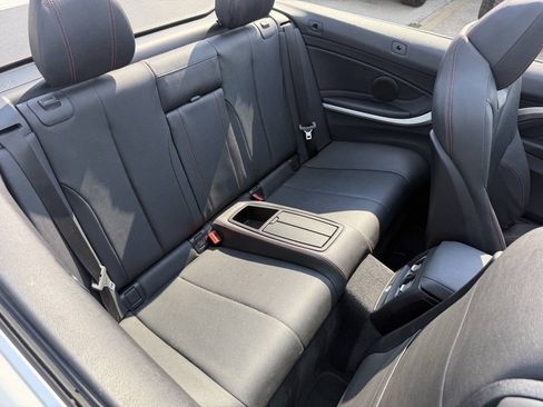 Used 2019 BMW 430i Convertible RWD image 16