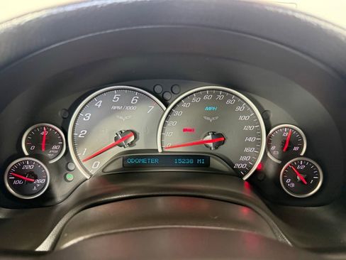 Used 2007 Chevrolet Corvette Coupe w/ Preferred Equipment Group RWD image 21