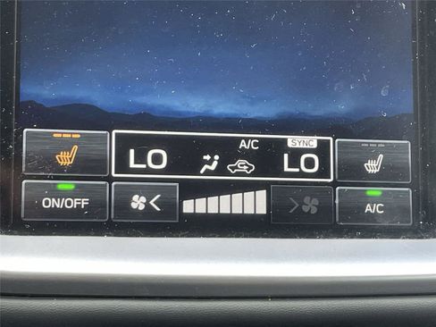 Certified 2025 Subaru Outback Onyx Edition AWD/4WD image 23