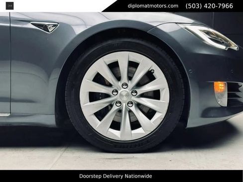 Used 2017 Tesla Model S 75D AWD/4WD image 39