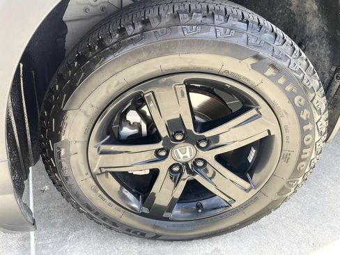 Certified 2023 Honda Ridgeline Black Edition image 6