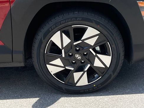 Used 2025 Hyundai Kona SEL FWD image 32