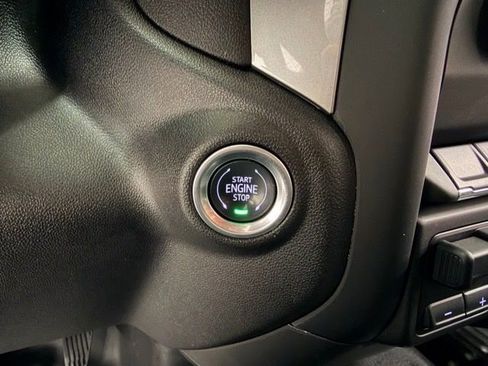 Certified 2025 Chevrolet Silverado 2500 W/T image 15