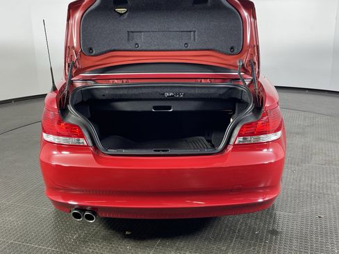 Used 2011 BMW 128i Convertible image 10