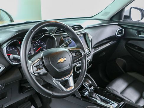 Used 2021 Chevrolet TrailBlazer LT FWD image 22