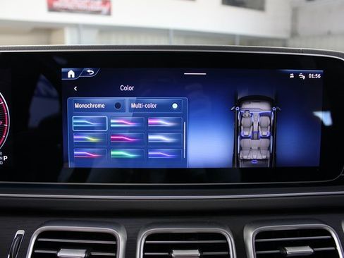 Used 2025 Mercedes-Benz GLS 450 GLS 450 4MATIC image 31