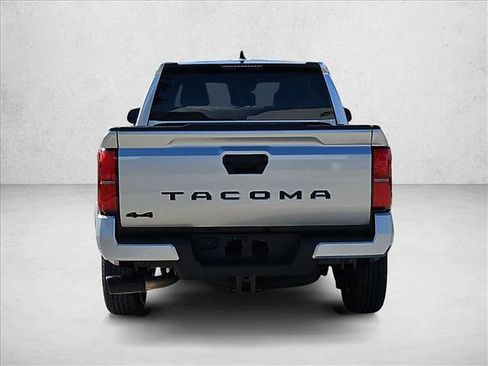 Used 2025 Toyota Tacoma SR5 AWD/4WD image 6