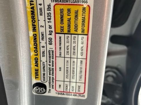 Used 2020 Ford Explorer XLT AWD/4WD image 17