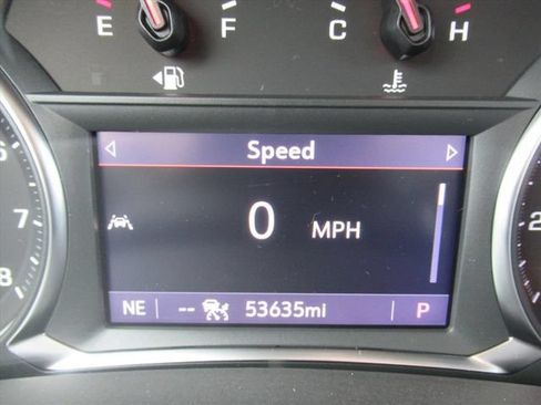 Used 2023 GMC Terrain SLT w/ Tech Package FWD image 31