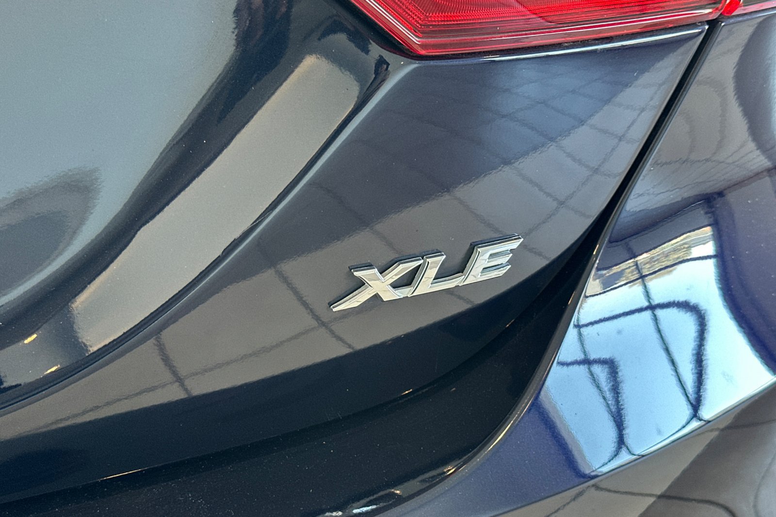 Certified 2021 Toyota Camry XLE FWD image 26
