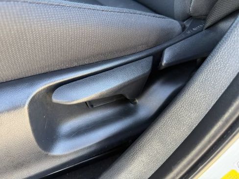Certified 2021 Toyota Corolla LE w/ Carpet Mat Package (TMS) FWD image 24