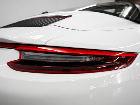 Used 2019 Porsche 911 Targa 4 GTS w/ GTS Interior Package AWD/4WD image 39