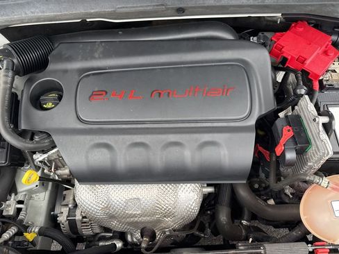 Used 2020 Jeep Renegade Latitude image 31