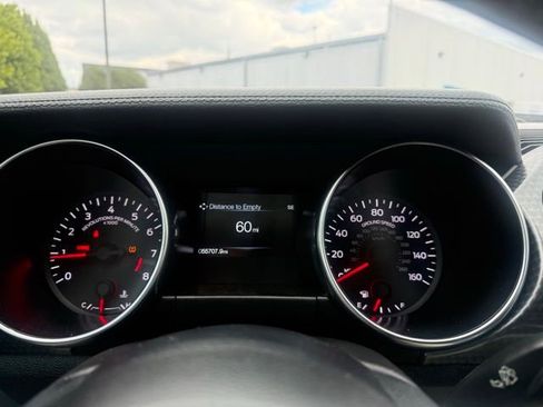 Used 2019 Ford Mustang GT Premium w/ Black Accent Package RWD image 21