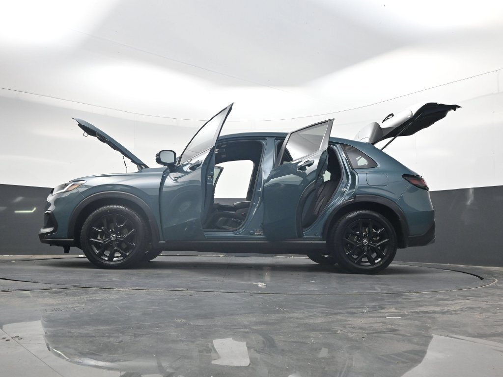 Certified 2025 Honda HR-V Sport image 40