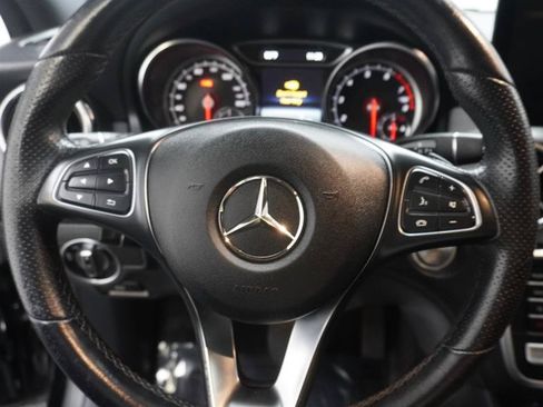 Used 2019 Mercedes-Benz GLA 250 4MATIC image 12