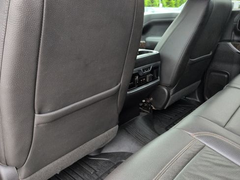 Used 2019 GMC Sierra 1500 Denali AWD/4WD image 18