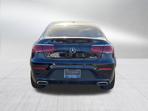 Used 2022 Mercedes-Benz GLC 300 4MATIC Coupe image 4