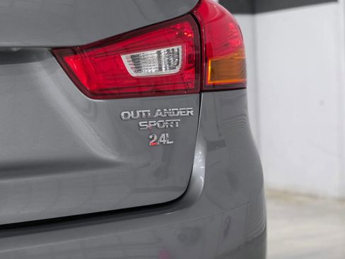 Used 2016 Mitsubishi Outlander Sport ES FWD image 43