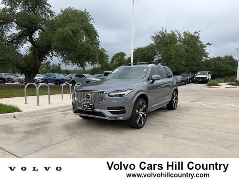 Used 2016 Volvo XC90 T6 Inscription w/ Protection Package Plus AWD/4WD image 1
