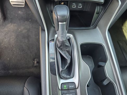 Used 2022 Honda Accord Sport image 19